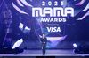パク・ボゴム「2025 MAMA AWARDS」司会の大役、黒スーツから韓服に華麗な変身！デビュー20周年のSUPER JUNIORは圧巻のステージ、新人賞はCORTISとHearts2Hearts〈レポート〉