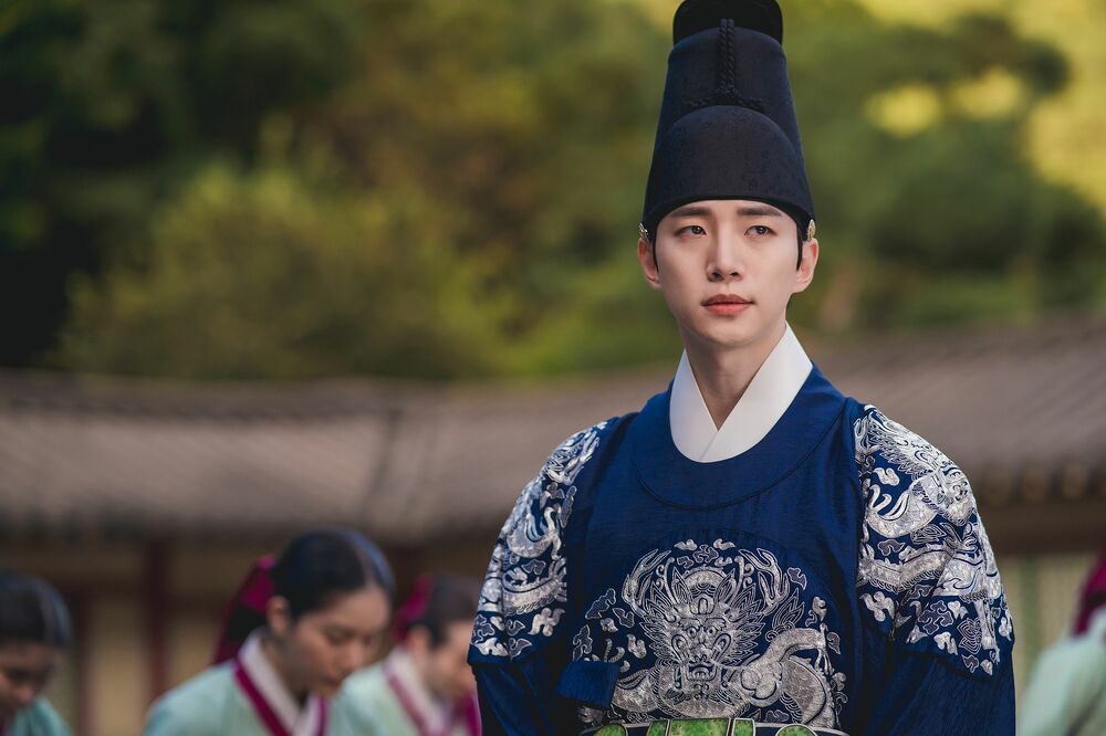 〈朝鮮王朝宮廷ミステリー〉2PMジュノ主演『赤い袖先』主人公イ・サンは常に暗殺危機を抱えていた！最期をめぐる謎とは？【サランヘジョ韓ドラ】